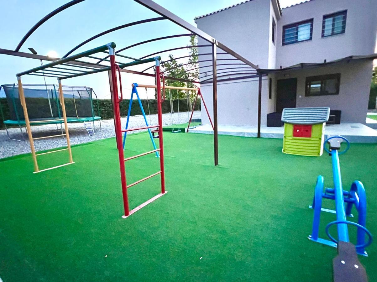 Rouga Paradise Vonitsa Bagian luar foto