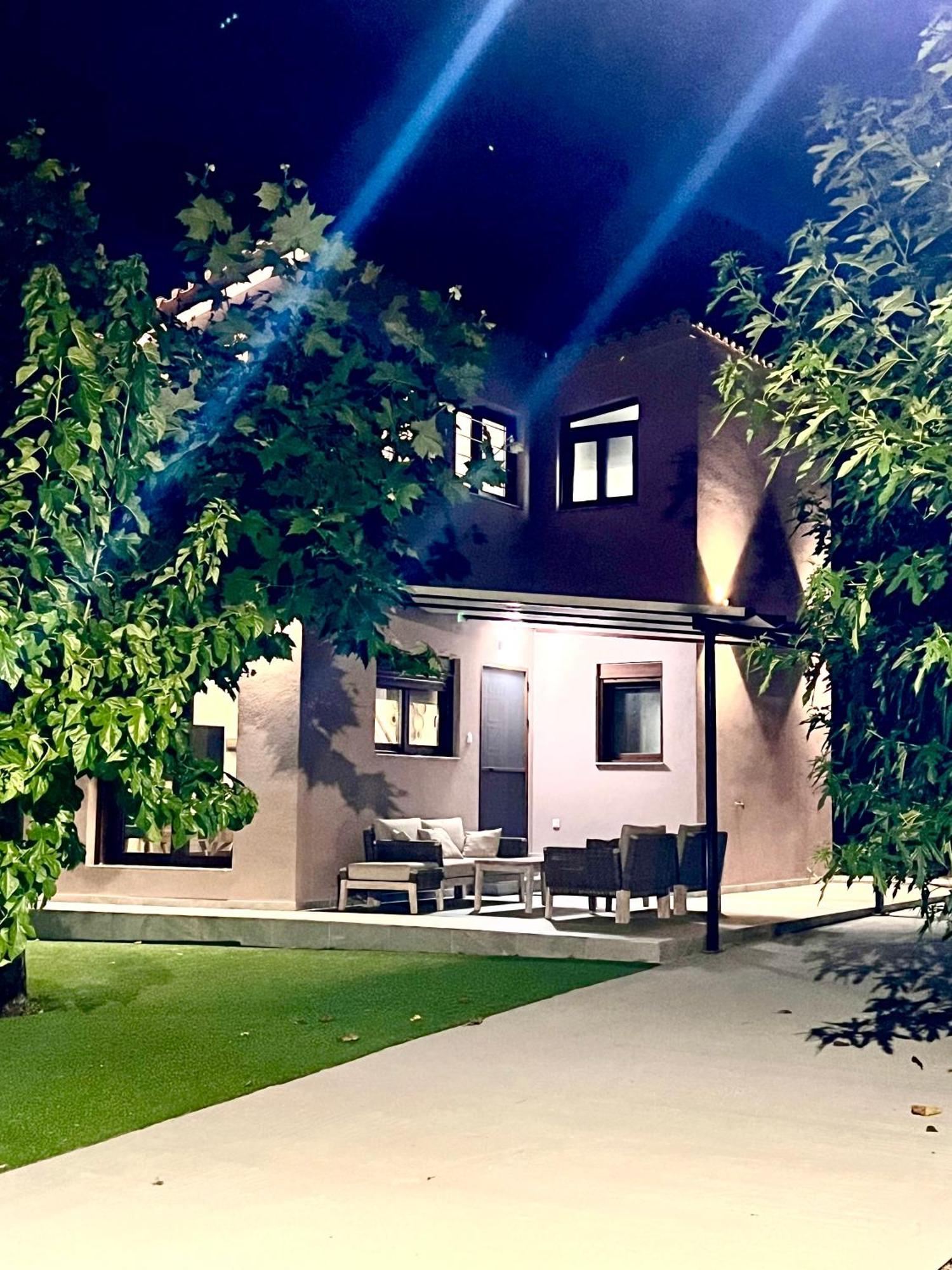 Rouga Paradise Vonitsa Bagian luar foto