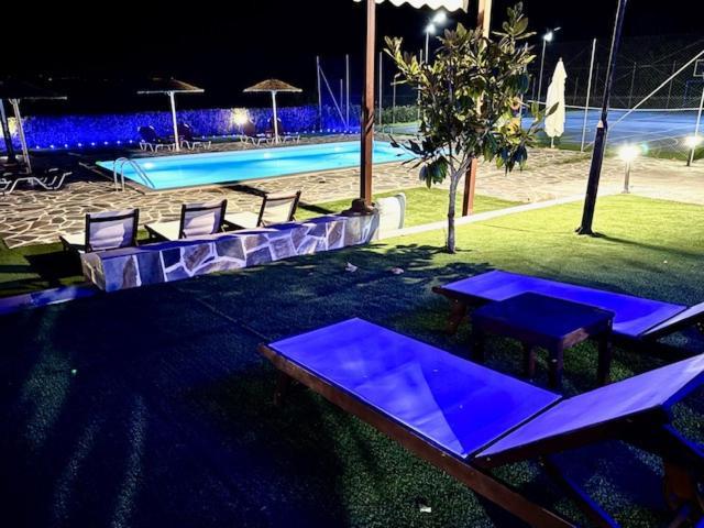 Rouga Paradise Vonitsa Bagian luar foto